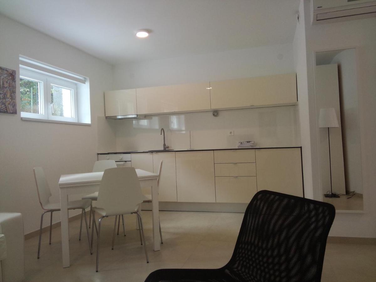 Drance Apartments Selce Bagian luar foto