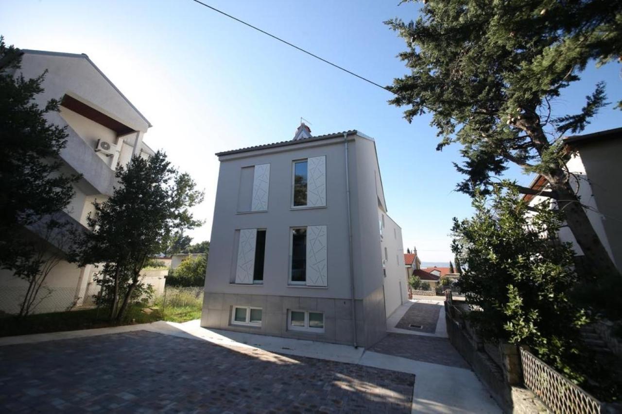 Drance Apartments Selce Bagian luar foto